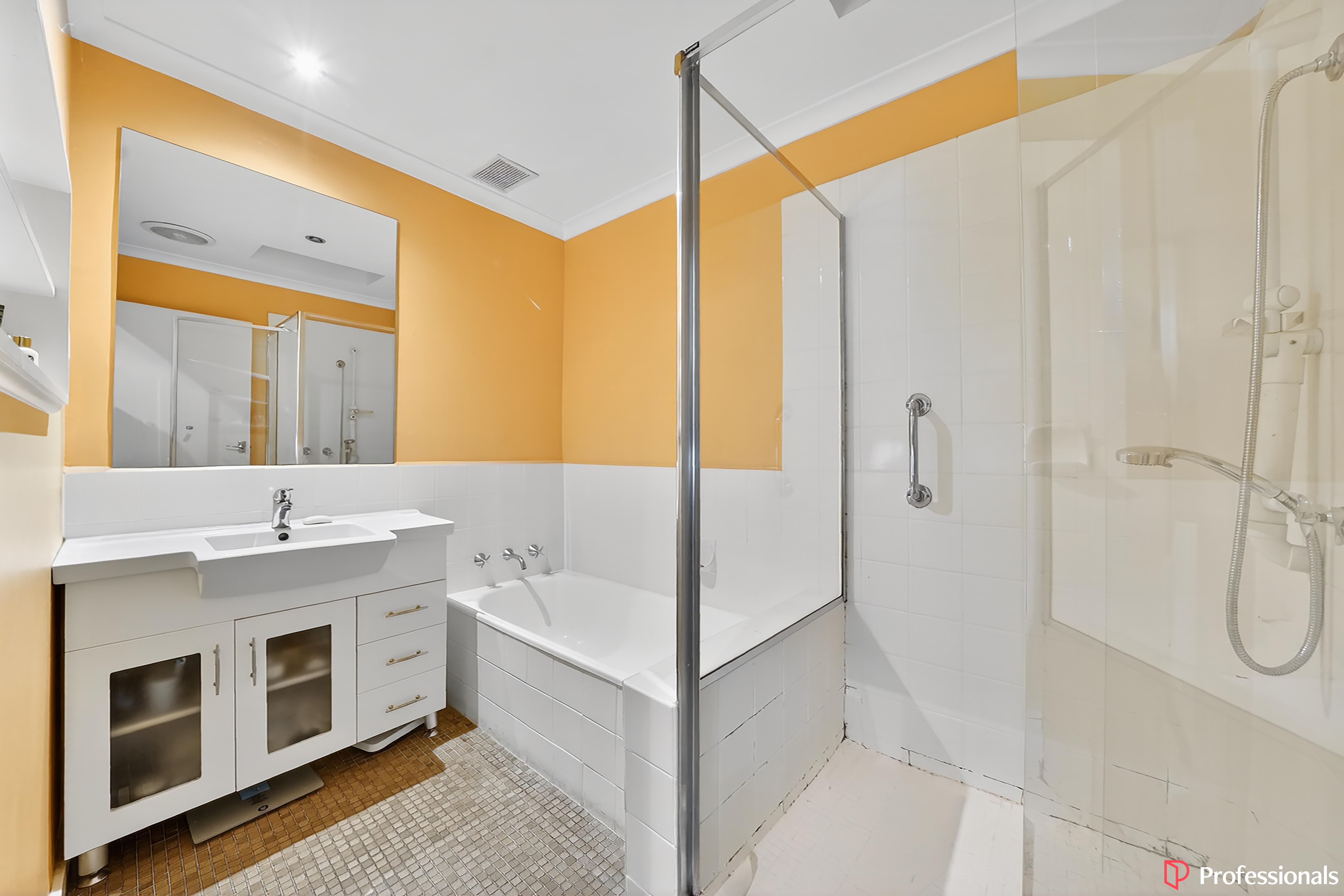 2-bedroom unit at 2 140 HIGHETT ROAD, HIGHETT VIC 3190, Bayside (Vic.), Victoria