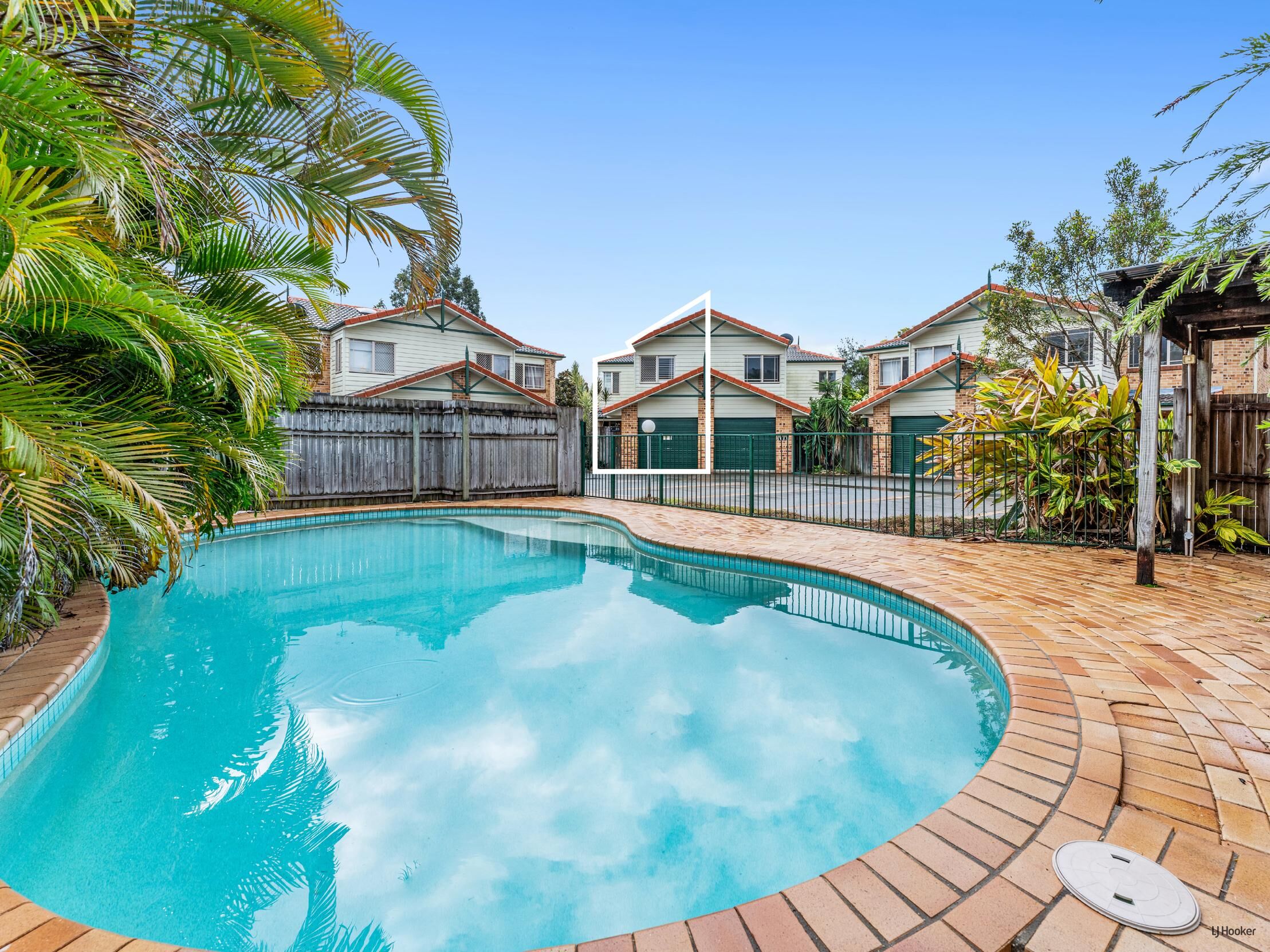 3-bedroom unit at 3/6 Maranta Street, Elanora, QLD 4221, Gold Coast, Queensland