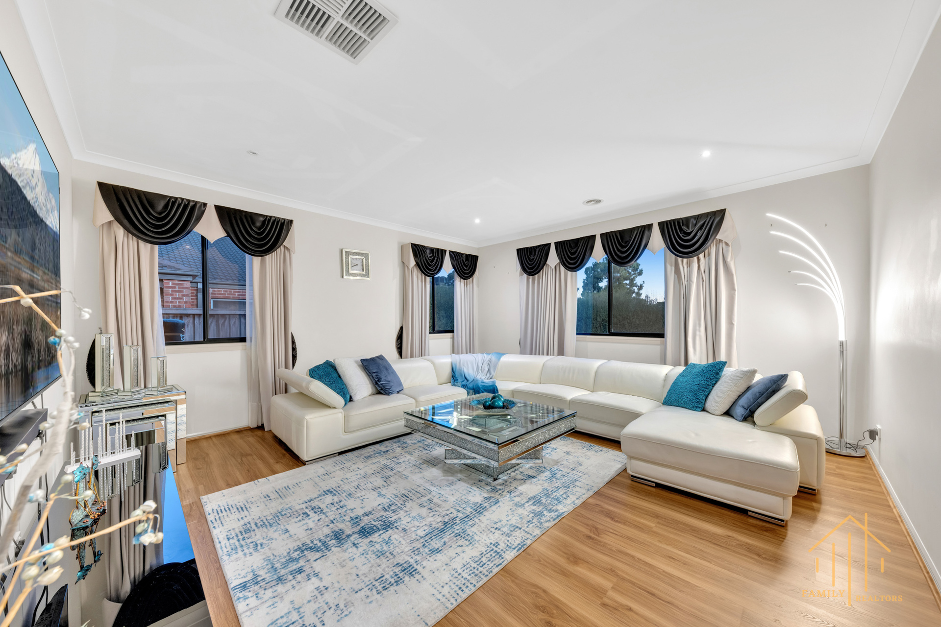 21 Flash Dan Drive, Cranbourne East, VIC 3977 - Image 7