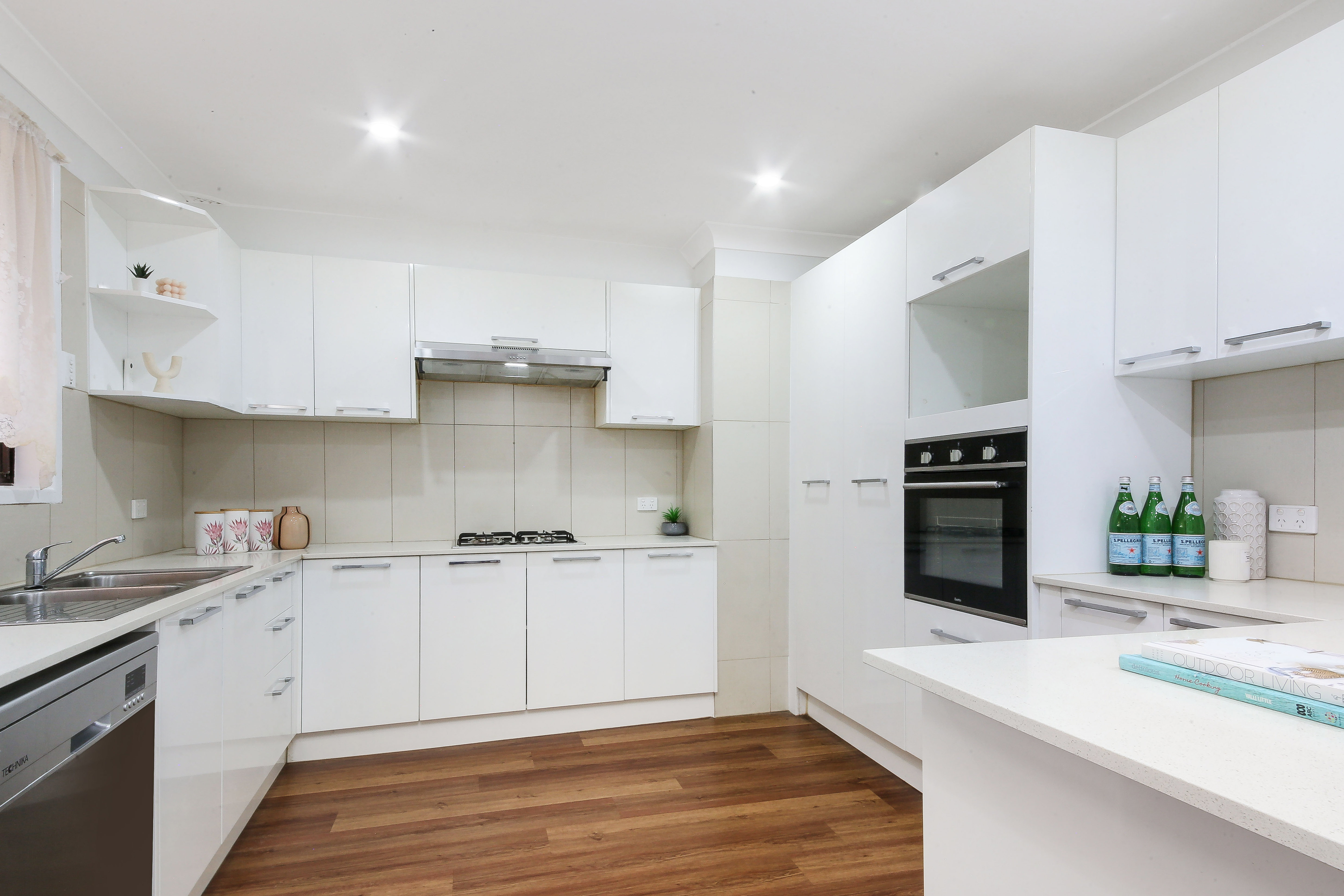 13 RIDGEWAY CRESCENT, Quakers Hill NSW 2763 - Image 6