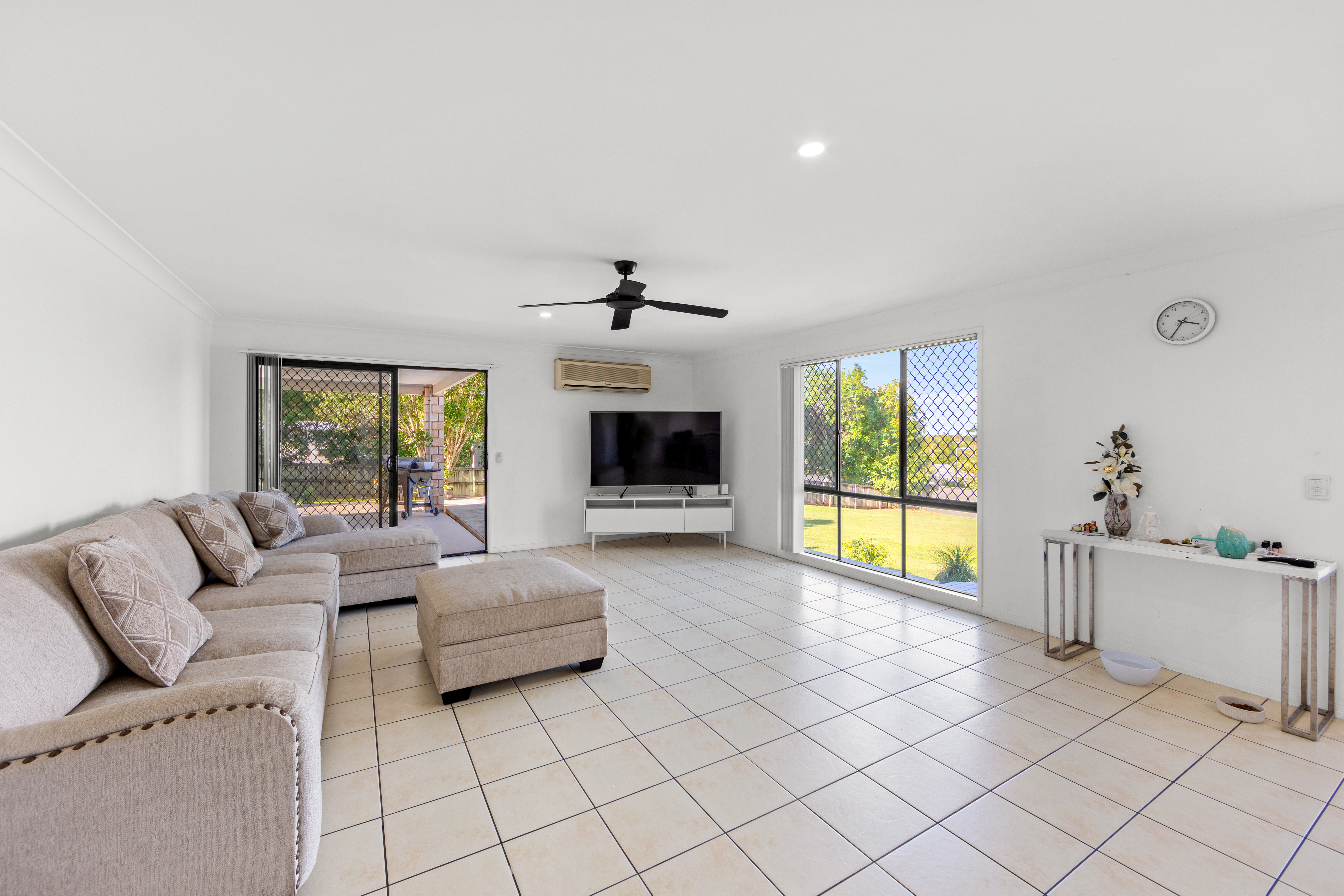 58 Uplands Drive, Parkwood, QLD 4214 - Image 3