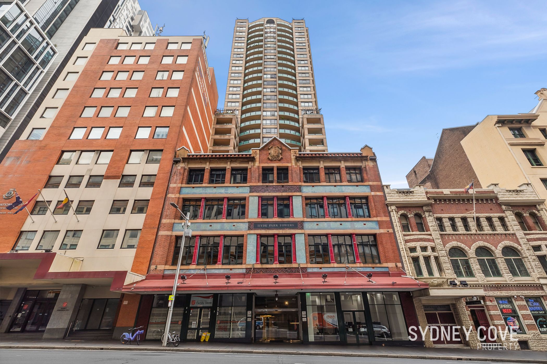 4-bedroom unit at HYDE PARK TOWERS 3203 148 ELIZABETH STREET, SYDNEY NSW 2000, Sydney, New South Wales