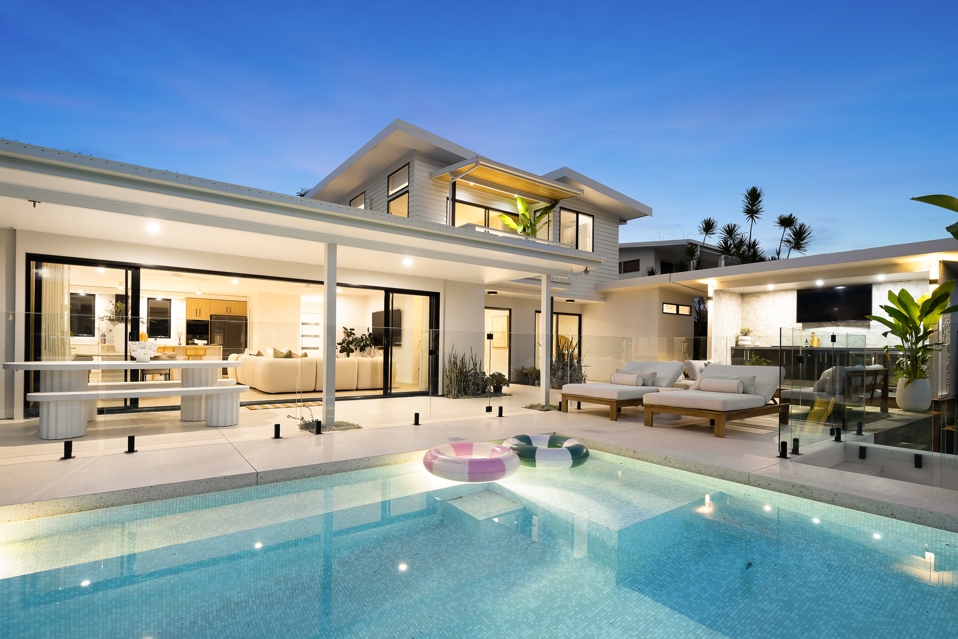 19 Key West, Broadbeach Waters, QLD 4218 - Image 6