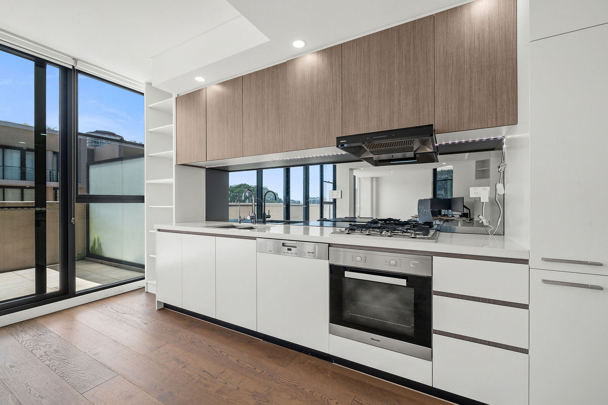 1613 8 KINGSBOROUGH WAY, ZETLAND NSW 2017 - Image 8