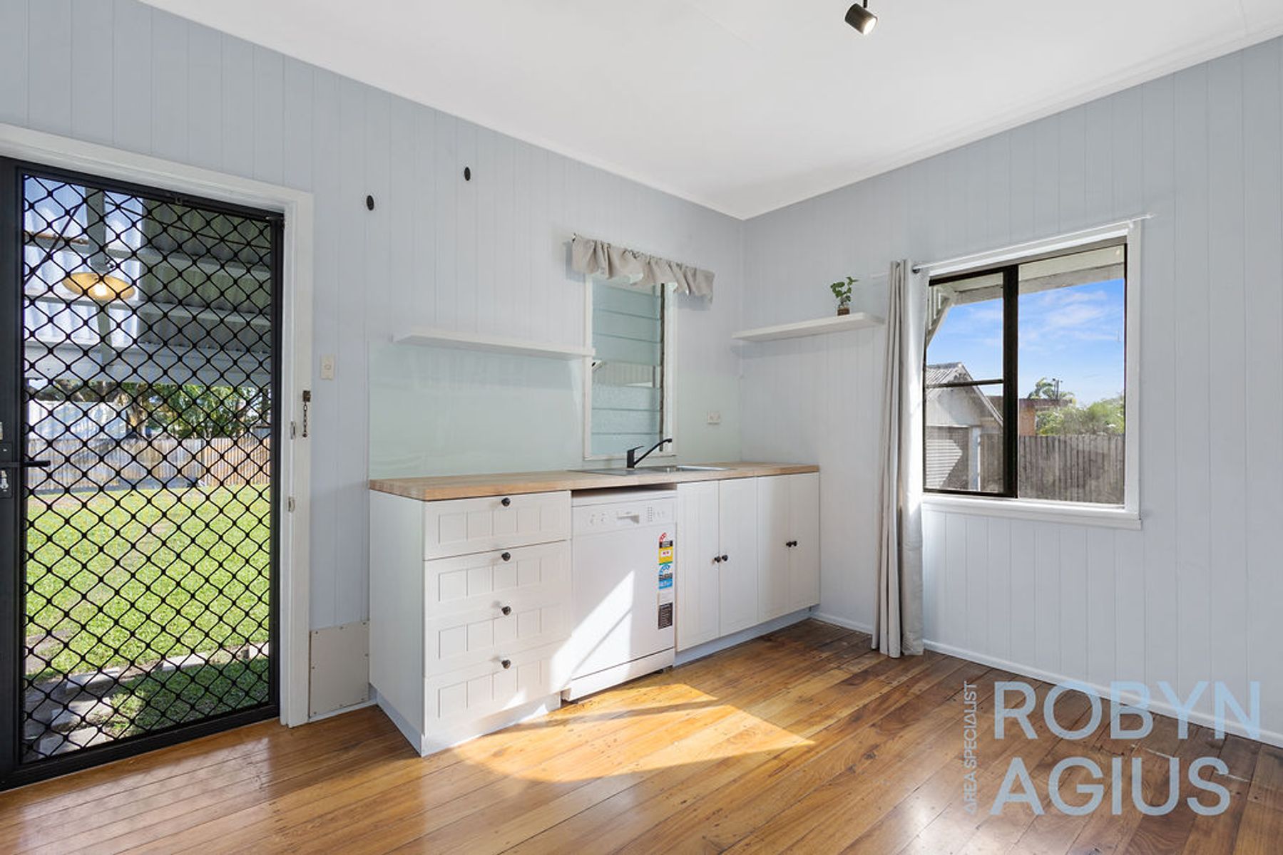 37 PUGSLEY STREET, Walkerston QLD 4751 - Image 8