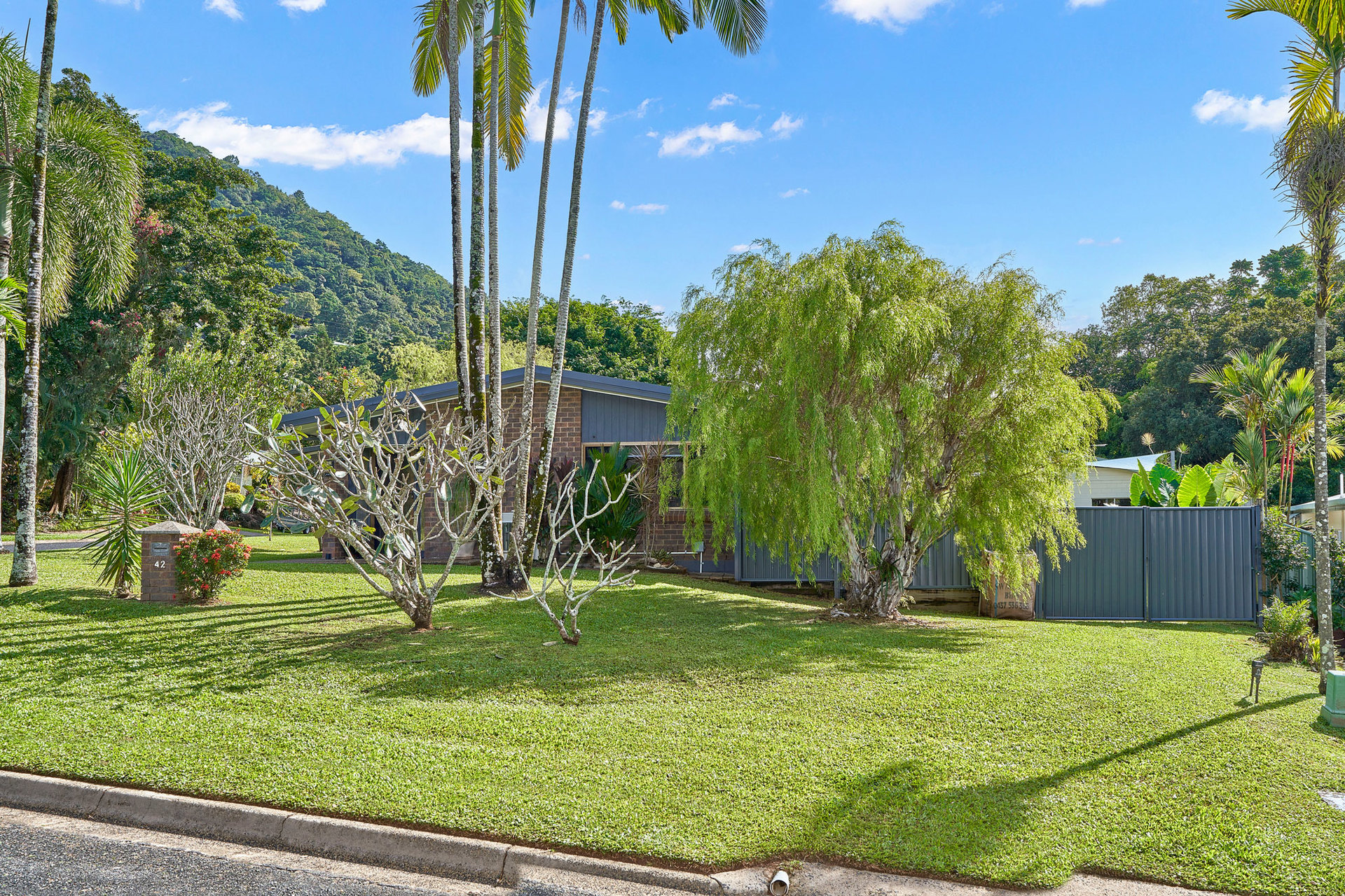 42 Hadrian Avenue, Mooroobool, QLD 4870 - Image 5