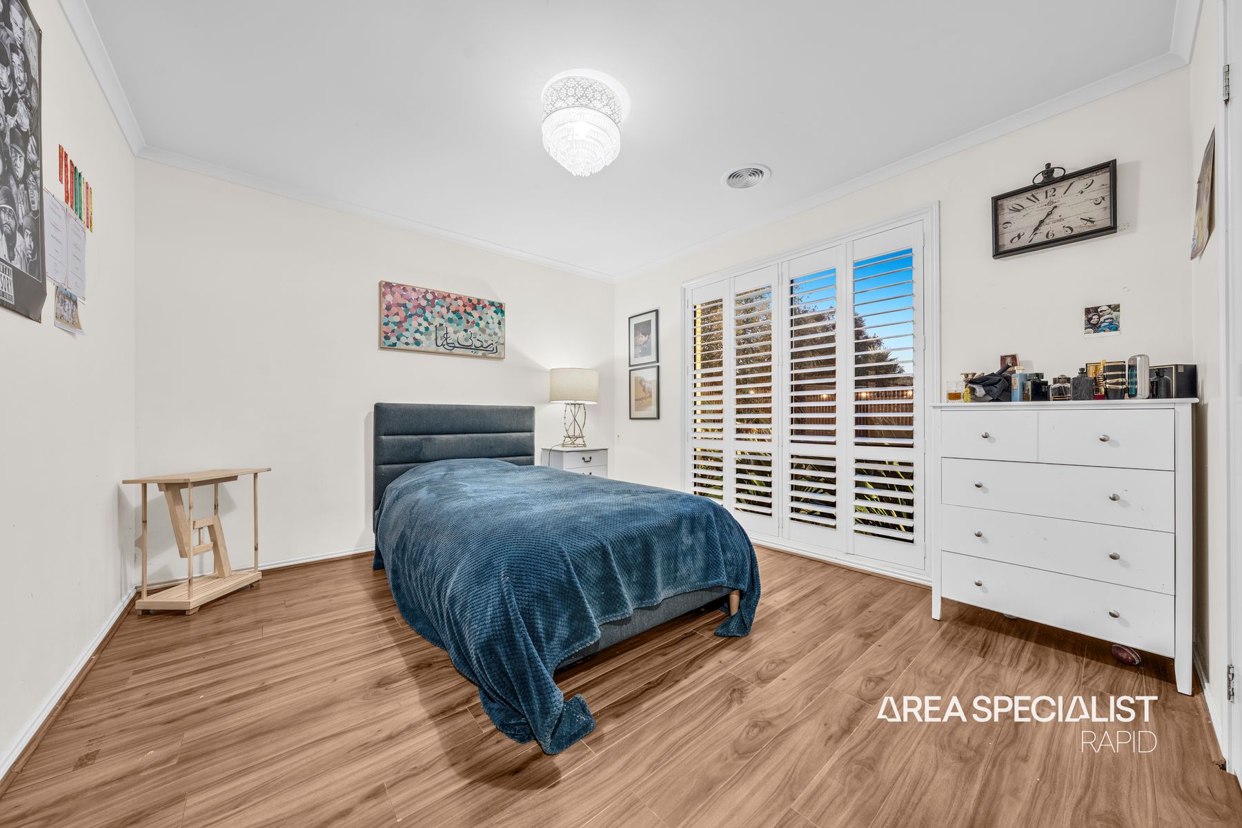 10 ELIDA CRESCENT, Narre Warren South VIC 3805 - Image 9