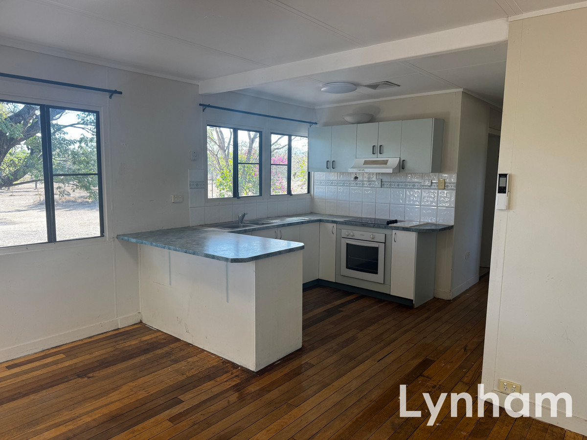 59 Hammond Way, Kelso, QLD 4815 - Image 4