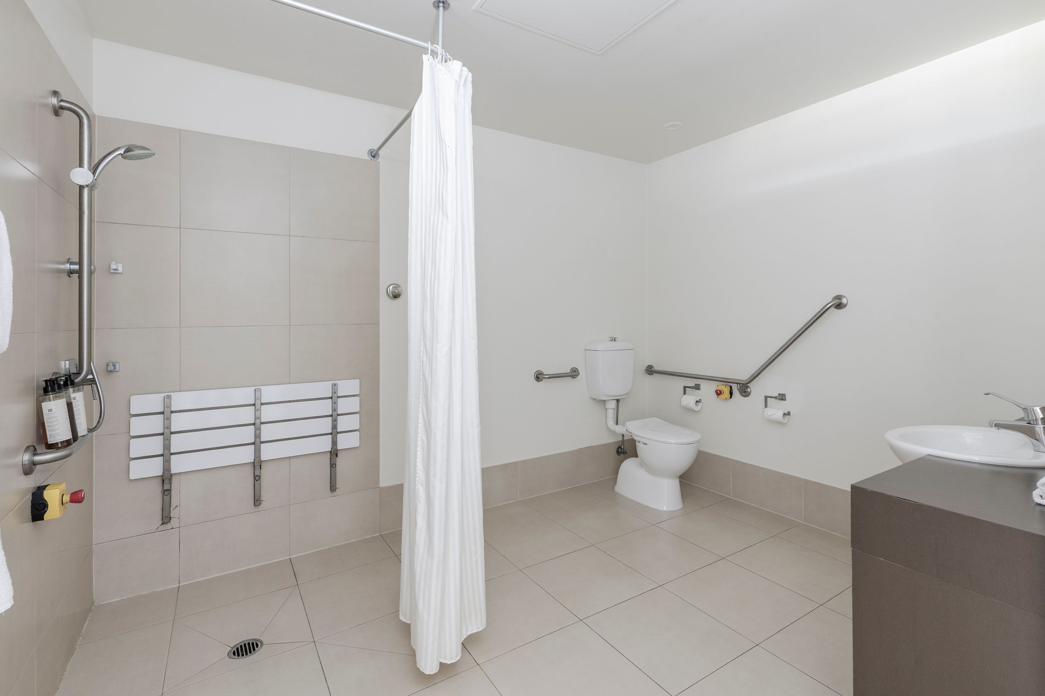 103-105/100 The Esplanade, Torquay, Vic, 3228 - Image 6